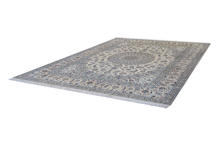 Nain Sterling Medallion Rug