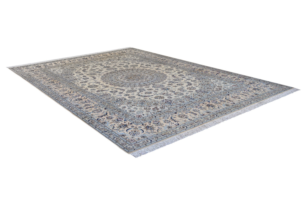 Nain Sterling Medallion Rug