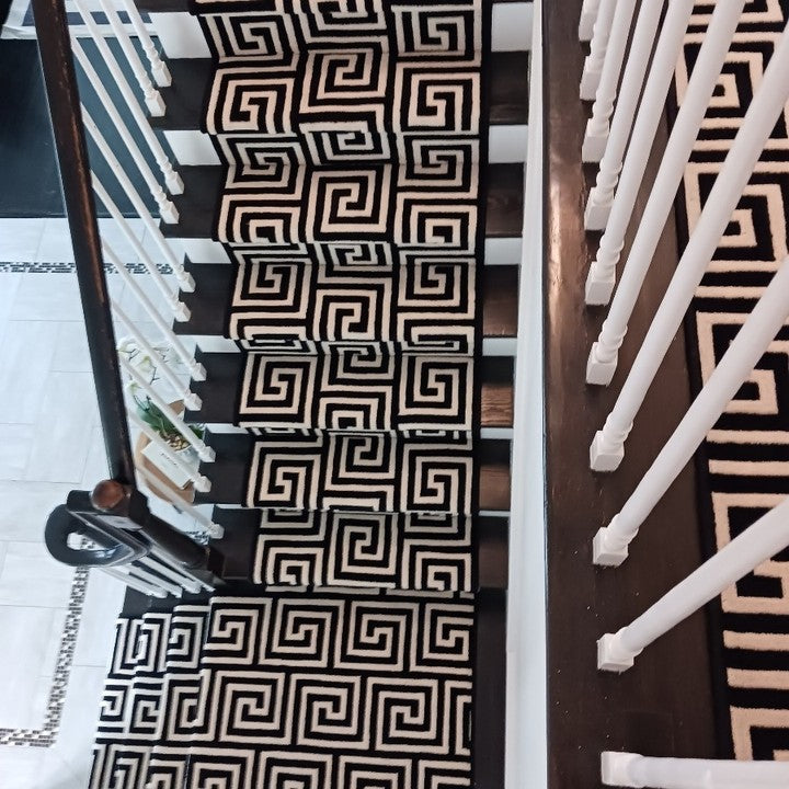 Mediterranean Labyrinth Stair Runner / Broadloom