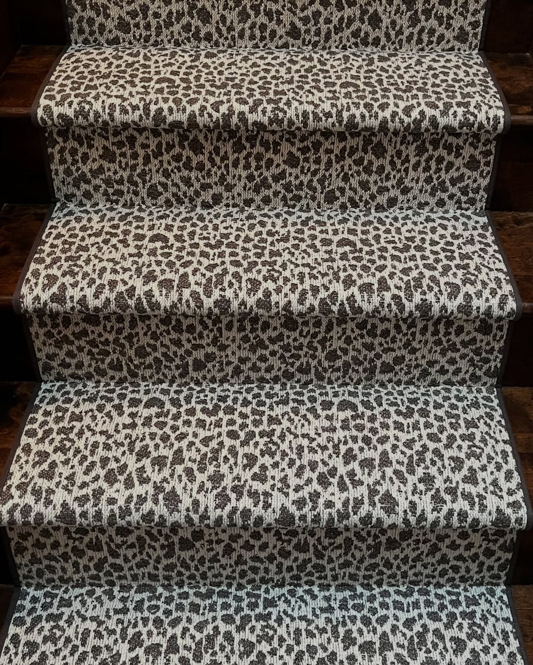 Naturals Cheetah Stair Runner / Broadloom