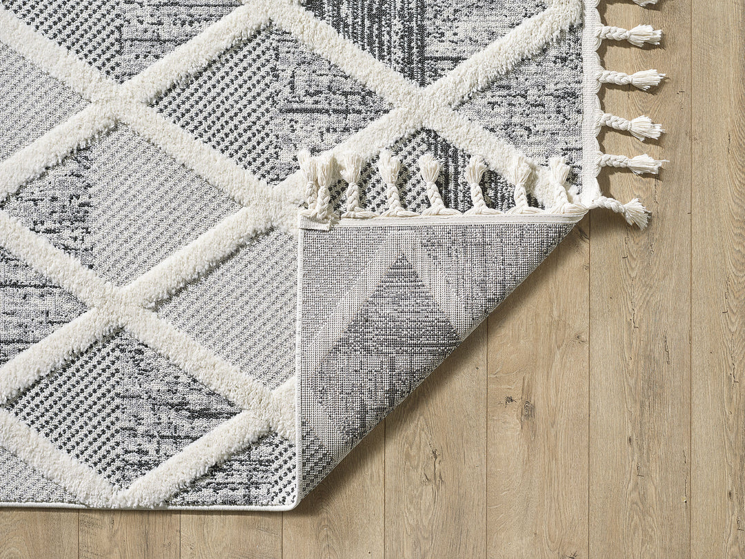 Macrame Diamond Rug