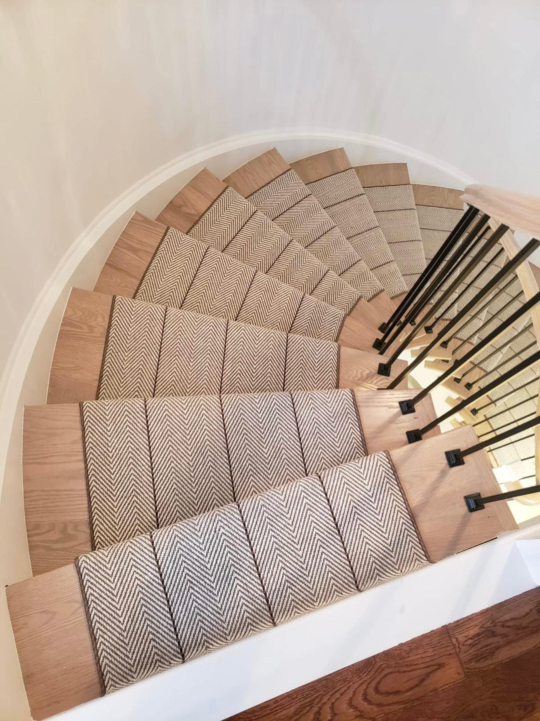 Peter Island Stripe Stair Runner / Broadloom