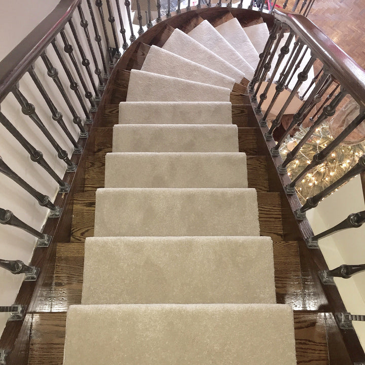 Silky Stair Runner / Broadloom