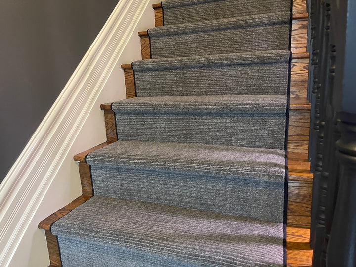 Green Mount Stair Runner / Broadloom