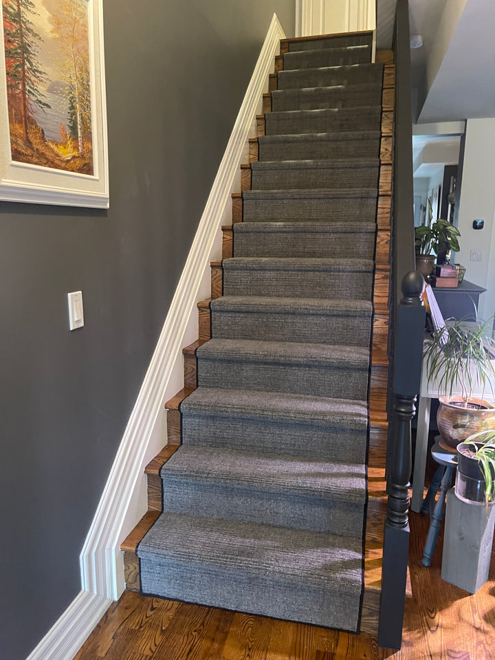 Green Mount Stair Runner / Broadloom