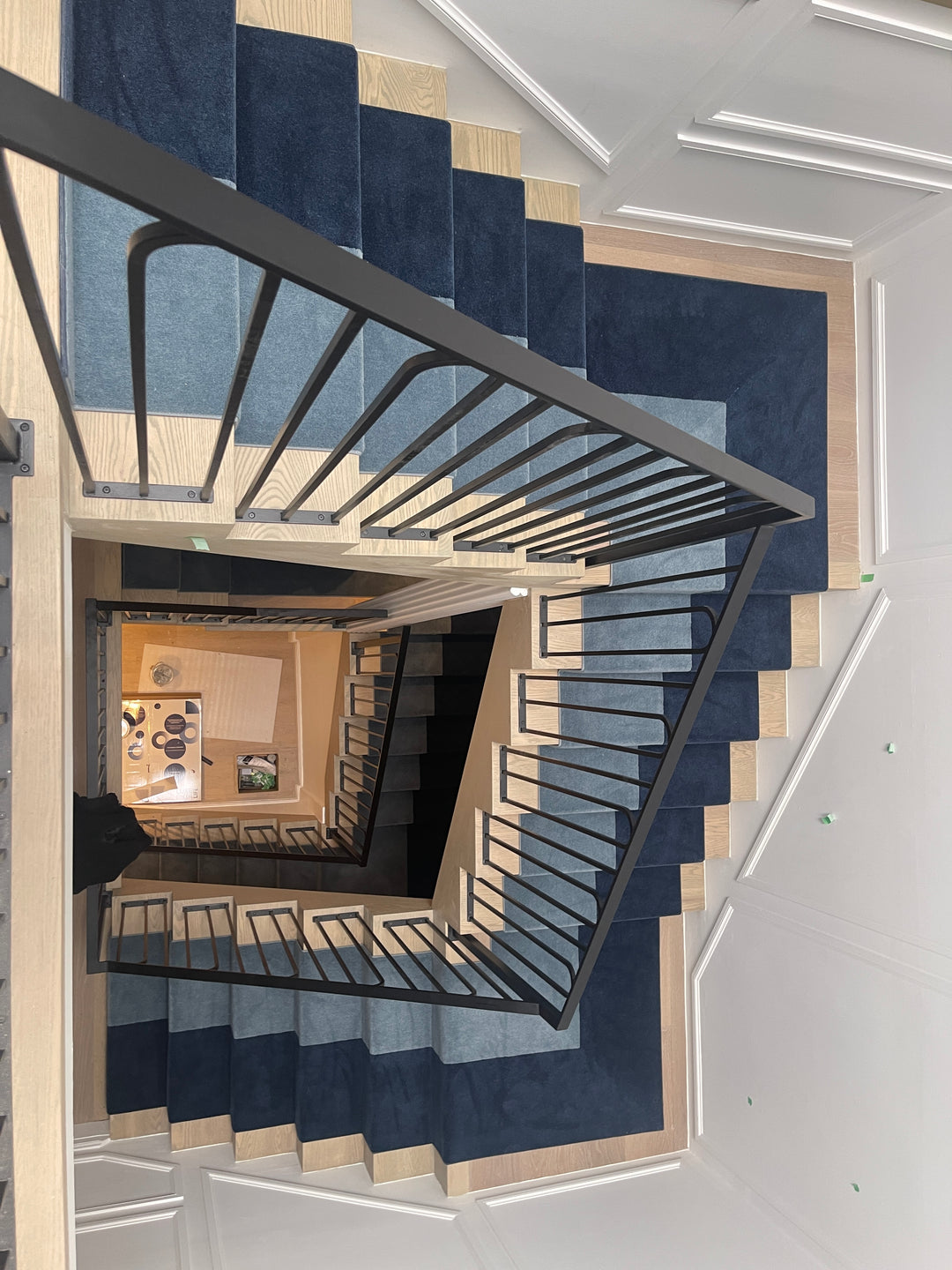 Highline Express Stair Runner / Broadloom