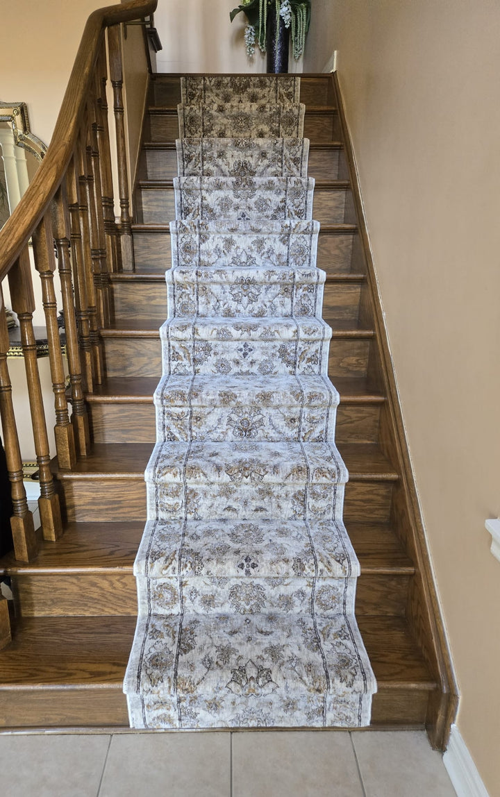 Cambridge Light Stair Runner / Hallway Runner