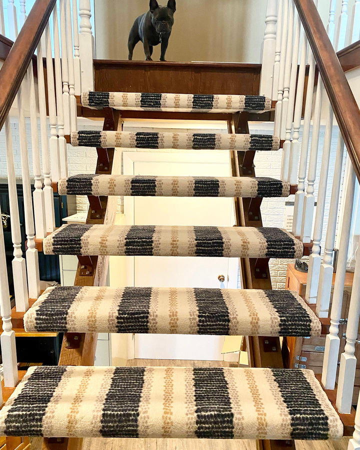 Point Isle Stair Runner / Broadloom