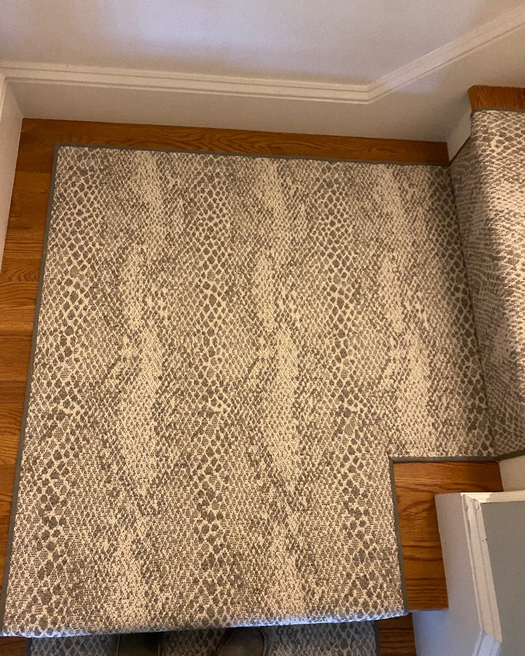 Naturals Serpentine Stair Runner / Broadloom