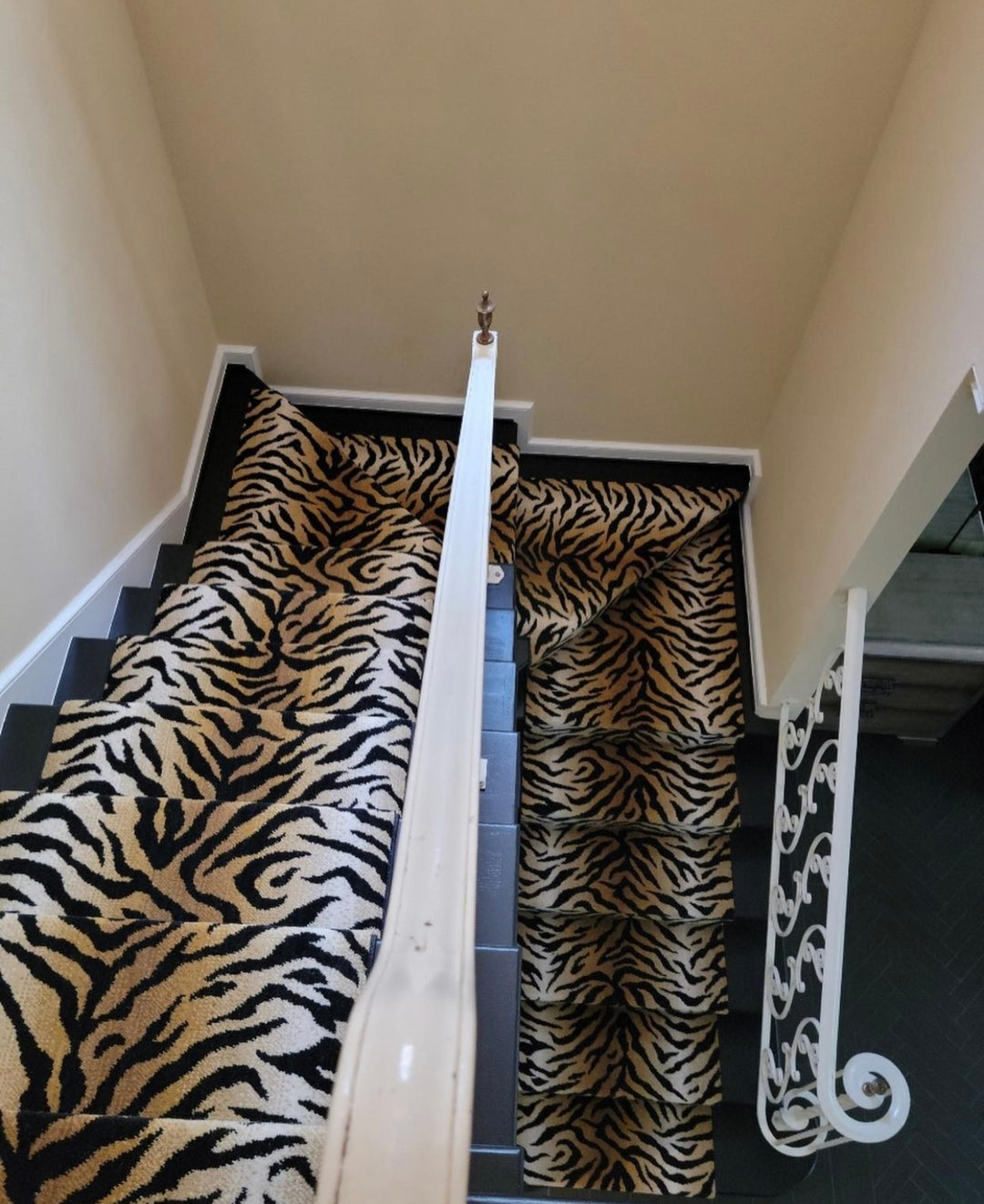 Wildlife Stair Runner / Broadloom