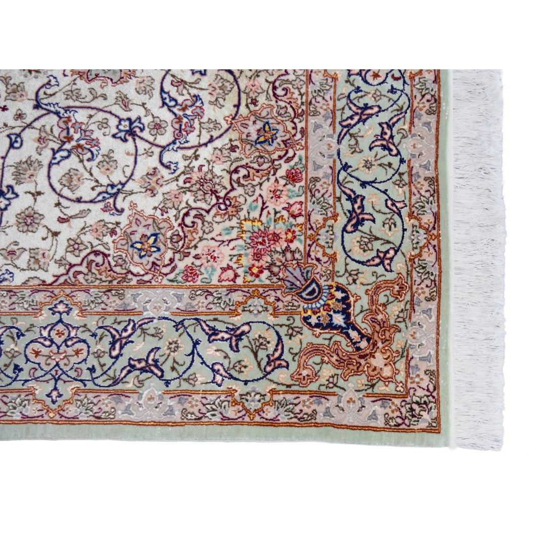 Isfahan Medallion Light Green Rug
