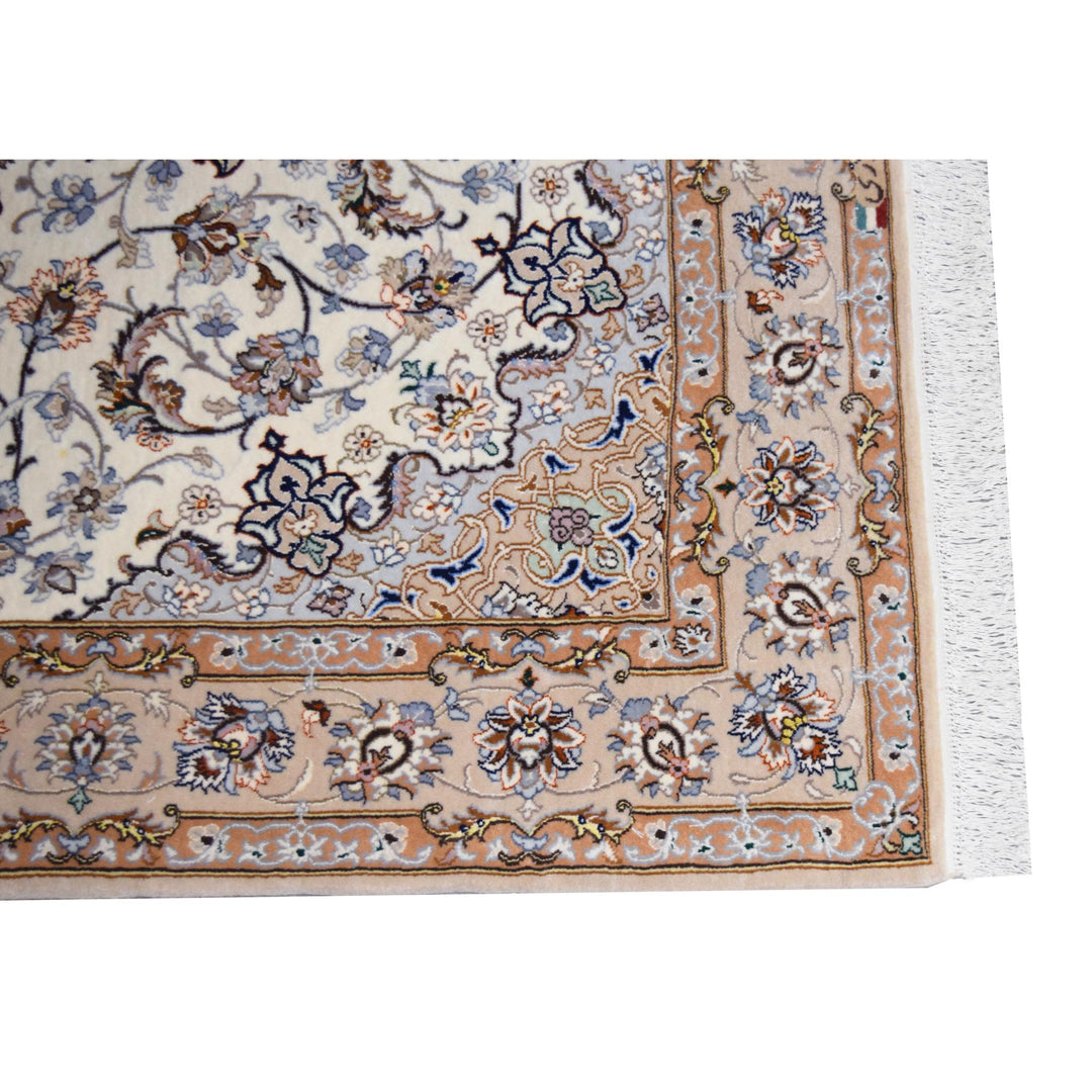 Isfahan Signed Davari Medallion Rug