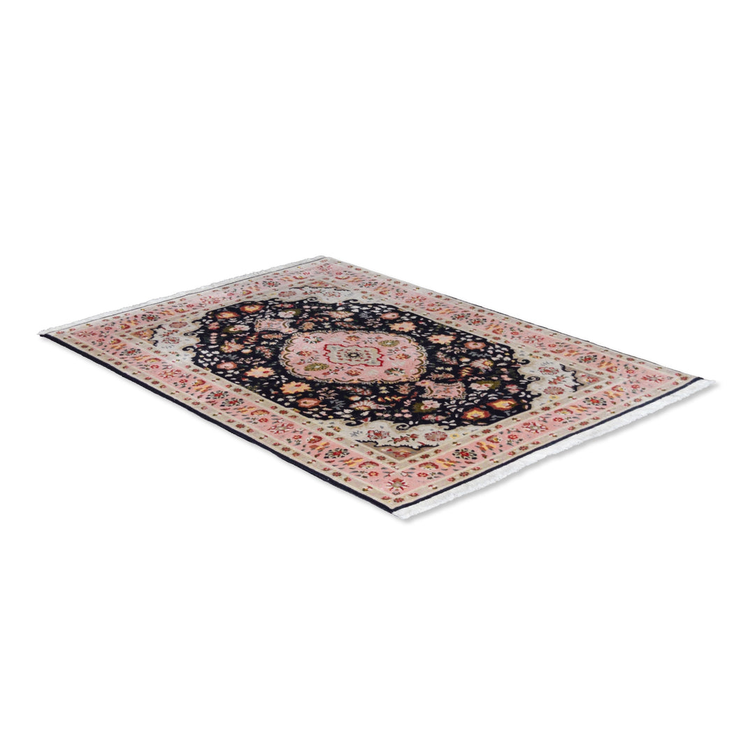 Tabriz Medallion Black / Rose Rug