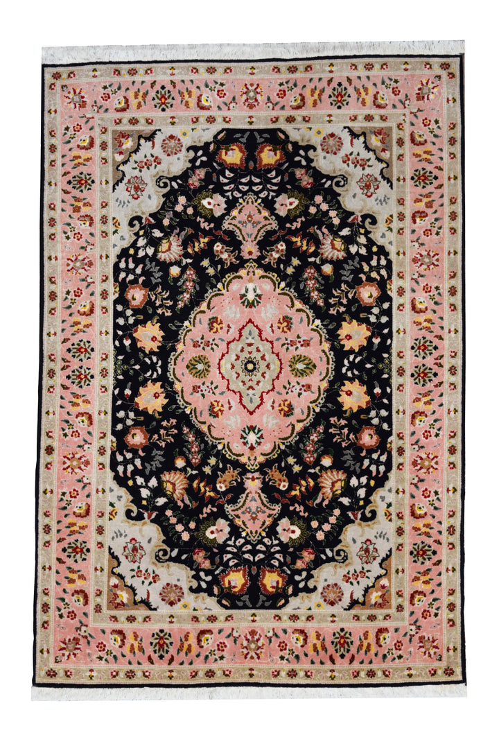 Tabriz Medallion Black / Rose Rug