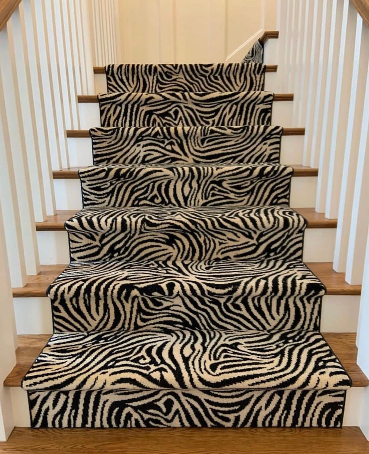 Zebra-Ax Stair Runner / Broadloom