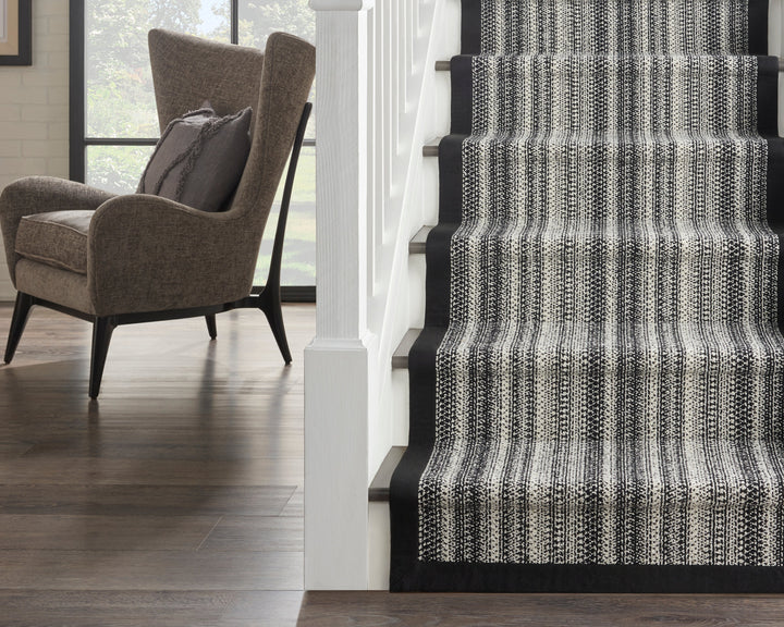 Halo Stripe Stair Runner / Broadloom Stair runner Shop Tapis 