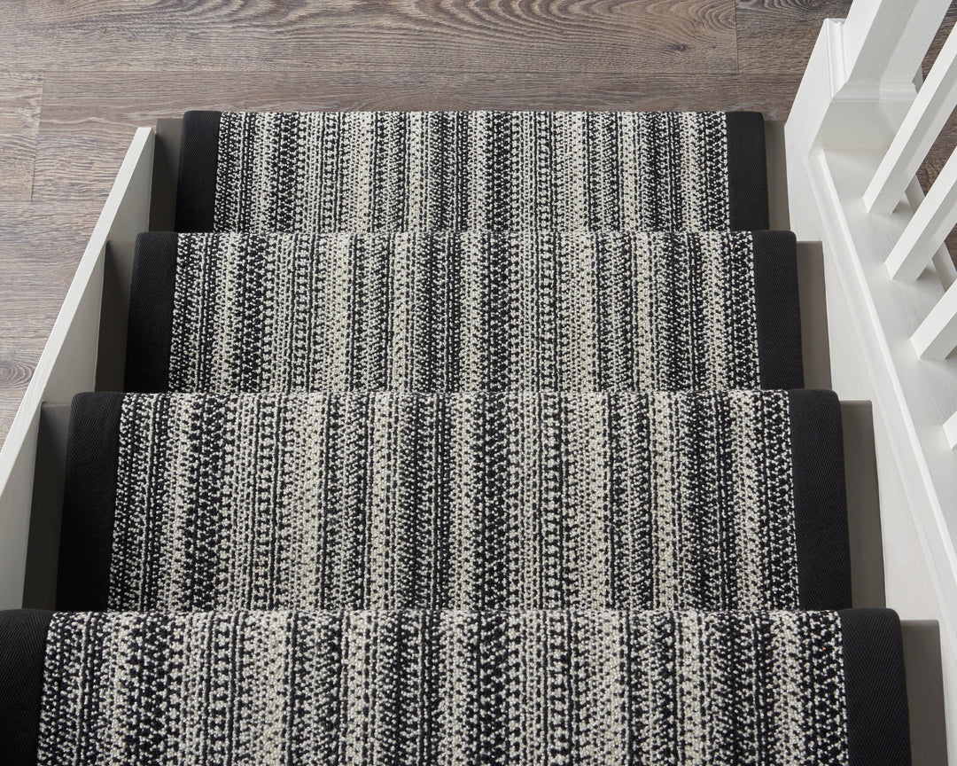 Halo Stripe Stair Runner / Broadloom Stair runner Shop Tapis 