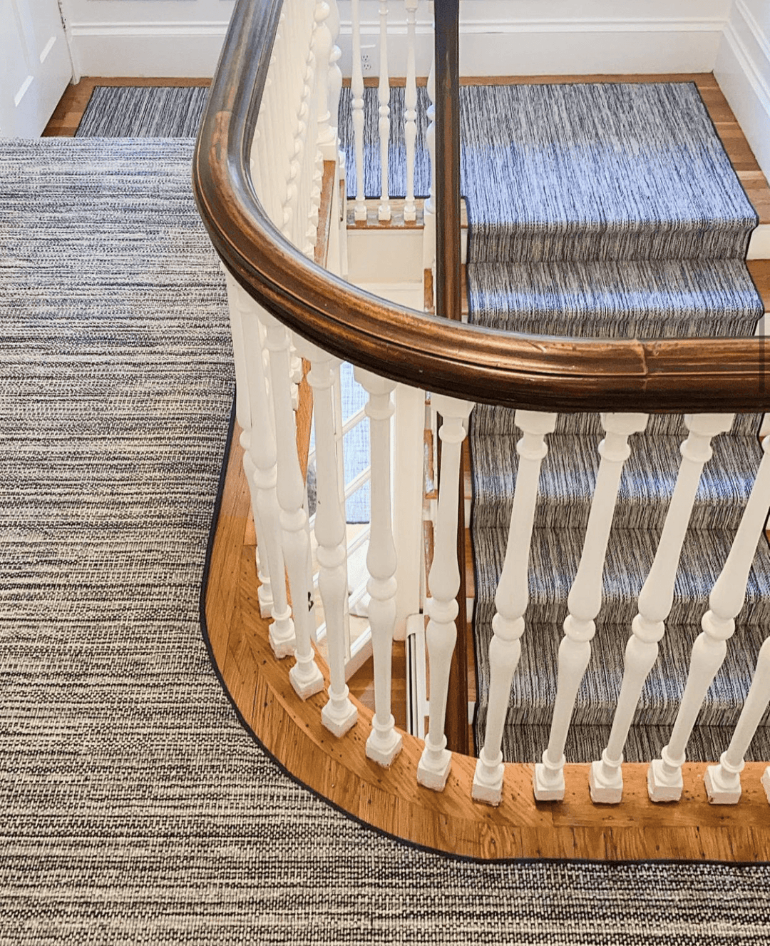 Halo Stripe Stair Runner / Broadloom Stair runner Shop Tapis 