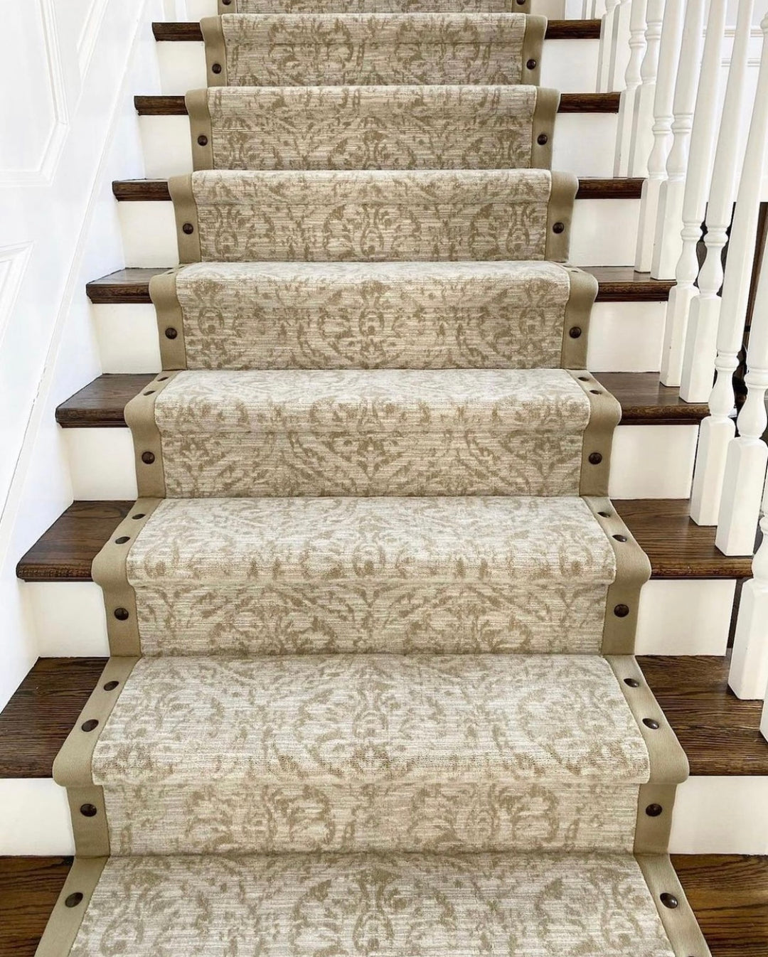 Euro London Collection Stair Runner / Broadloom