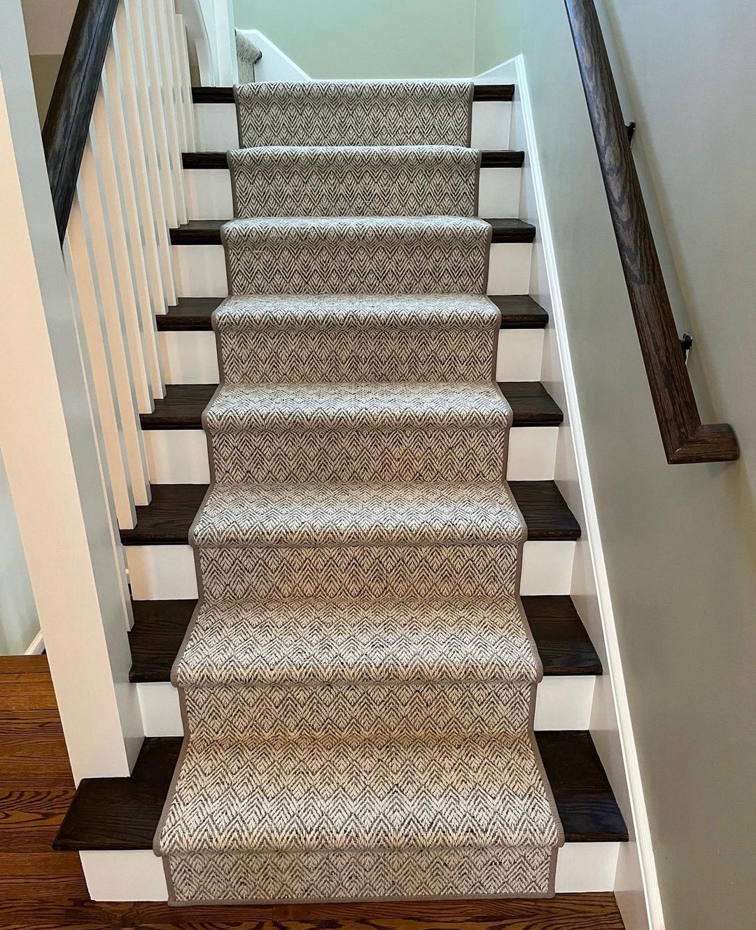 Lucky Star Stair Runner / Broadloom