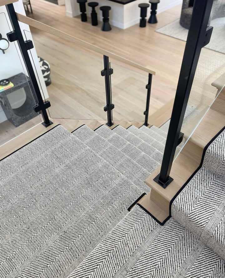 Nevis Stair Runner / Broadloom