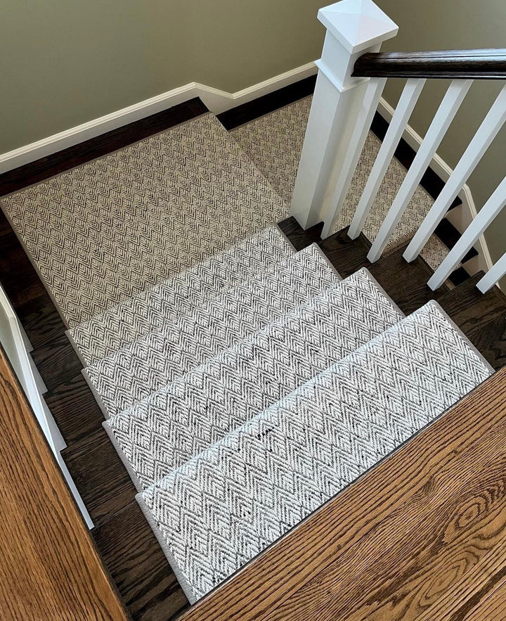 Lucky Star Stair Runner / Broadloom