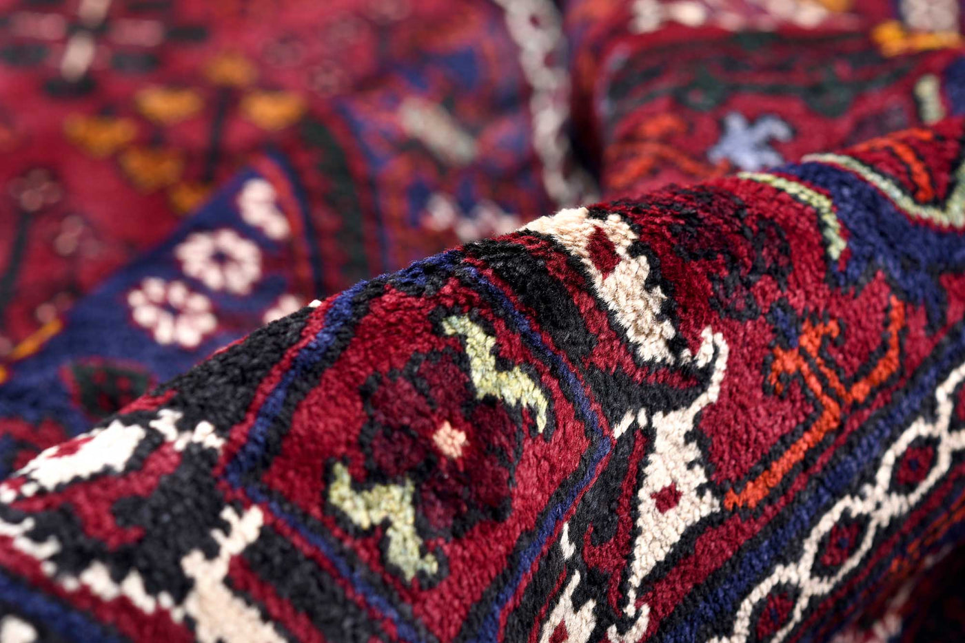 Josheghan Rug handmade area rug Shop Tapis 