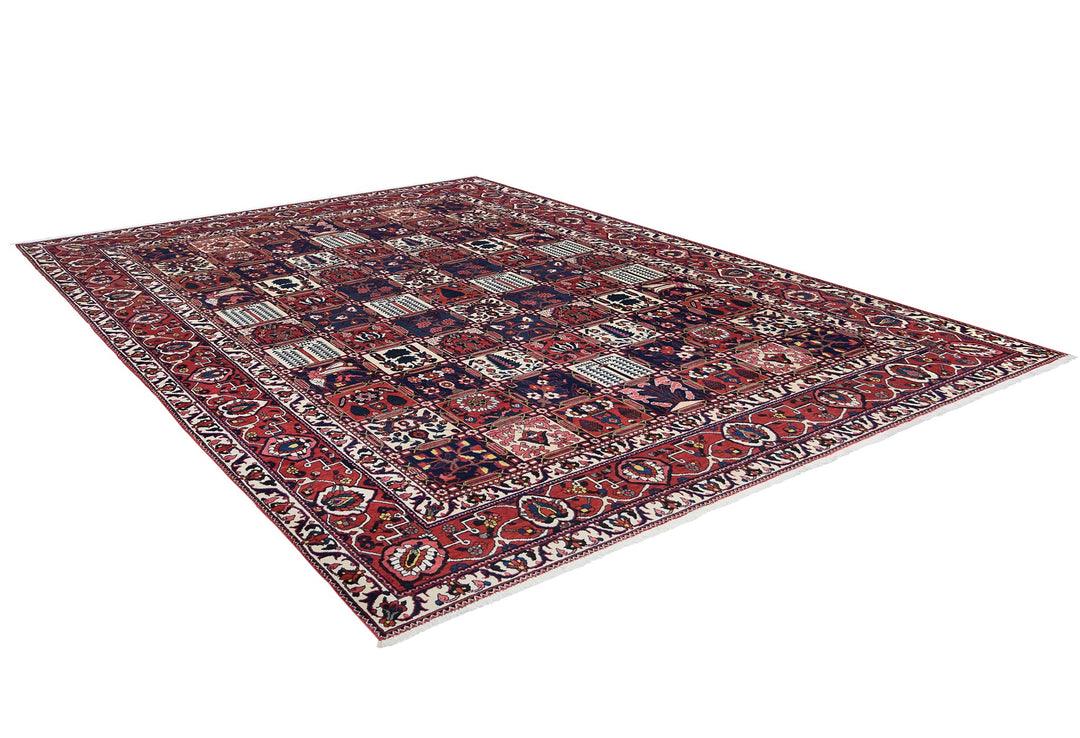 Persian Bakhtiari Garden Rug handmade area rug Shop Tapis 