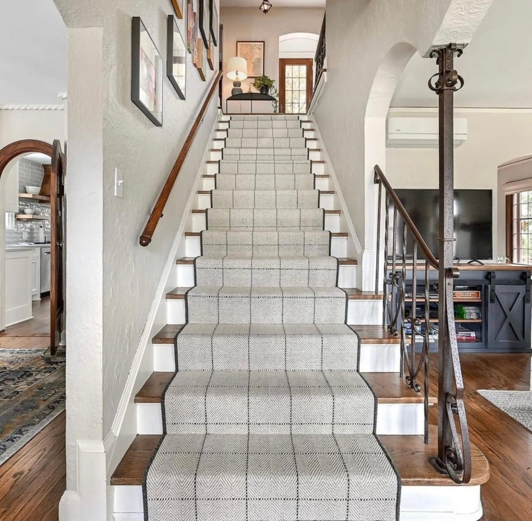 Peter Island Square Stair Runner / Broadloom Stair runner Shop Tapis 