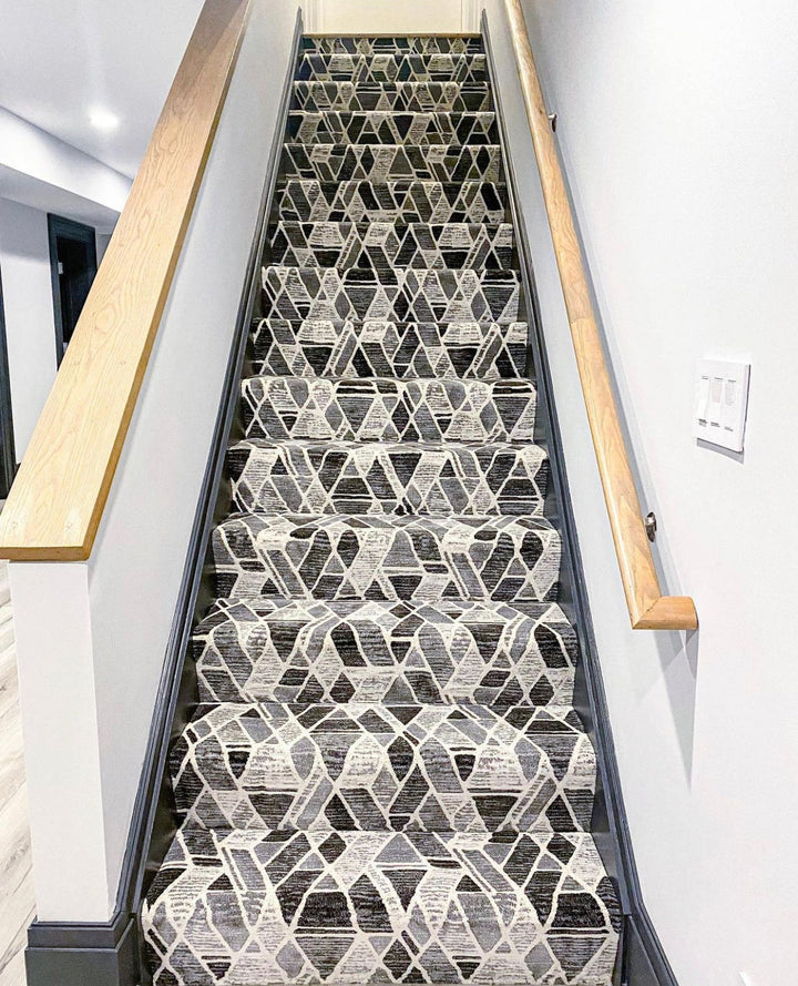 Pyramids Stair Runner / Broadloom Stair runner Shop Tapis 