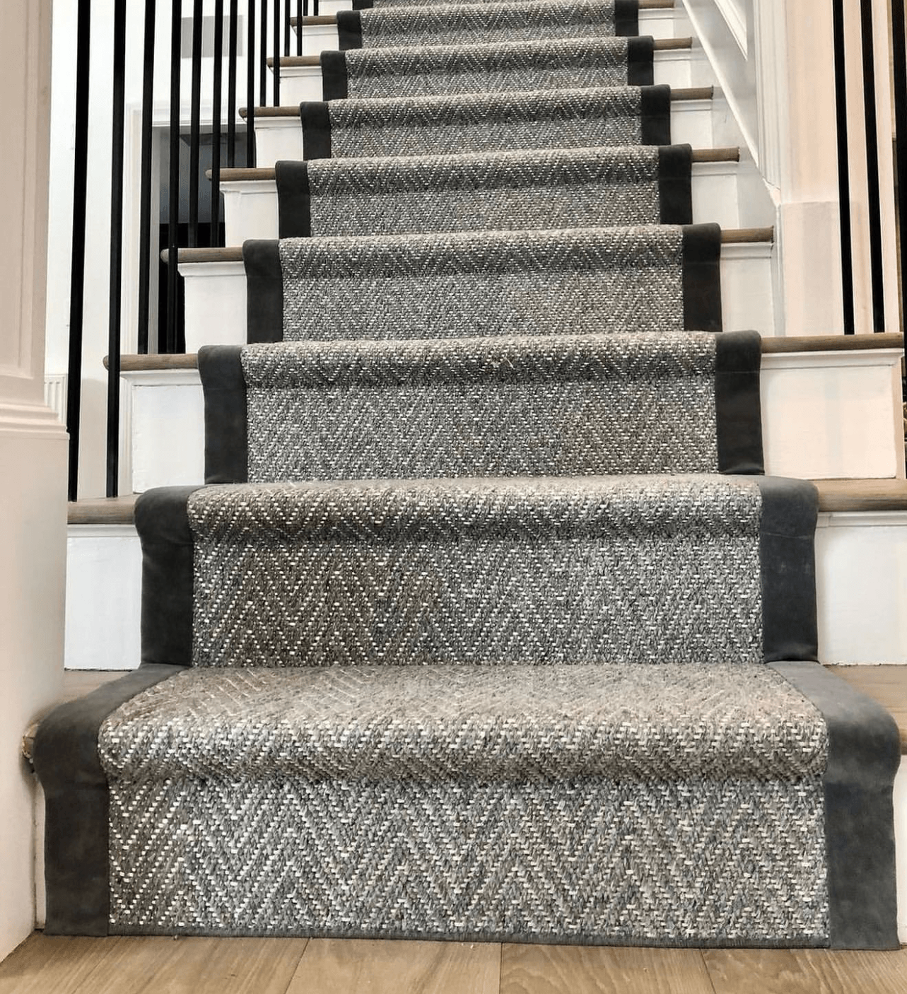 Splendor Wave Stair Runner / Broadloom – Tapis Rugs & Carpet